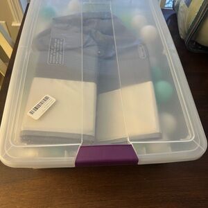 Toddler/Dog Ball Pit with storage bin